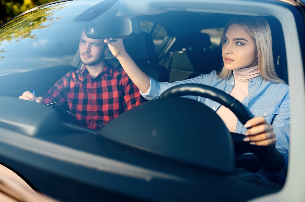 Développement business auto école : comment réussir dans ce secteur en pleine mutation ?